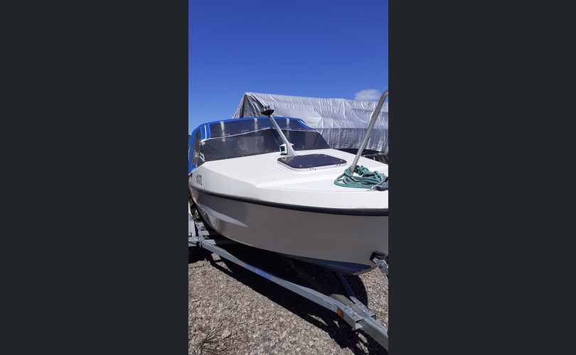 lohi tuulilasi vene-kuva-5